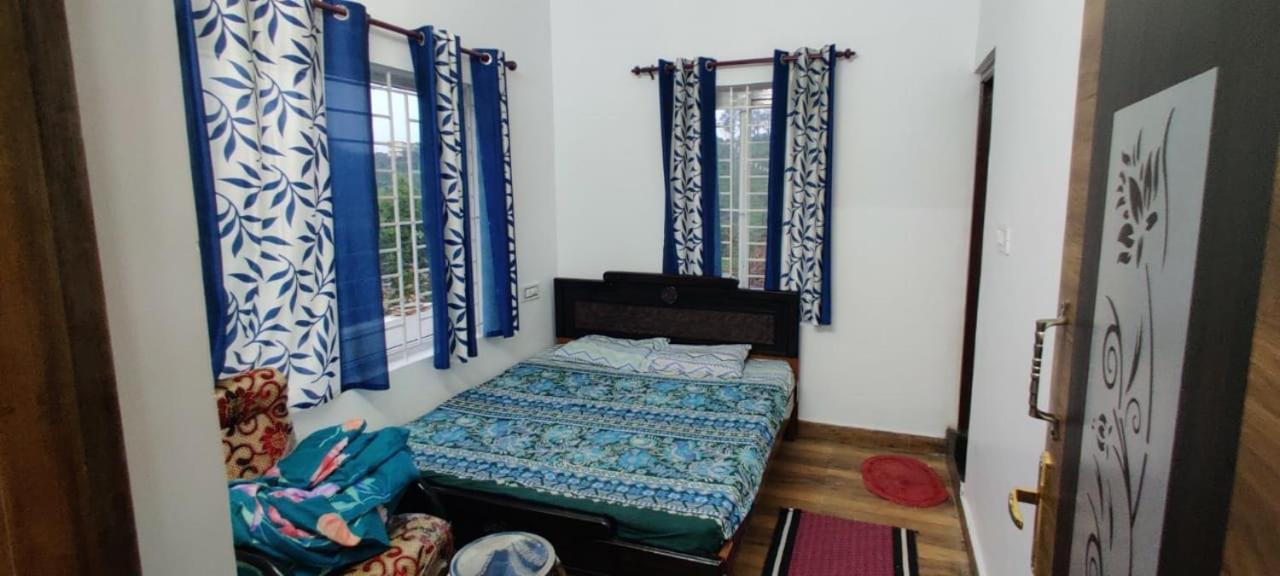 Sandy 4 Bhk Homestay - Only Adults Allowed Ooty Exteriér fotografie